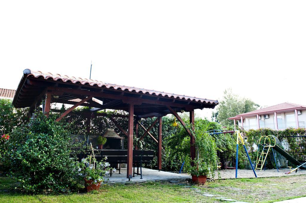 Kallisti Ormos Panagias Buitenkant foto